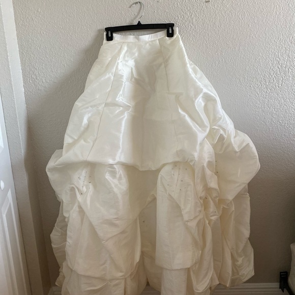 Christian Michele White Ball Gown - Picture 6 of 7